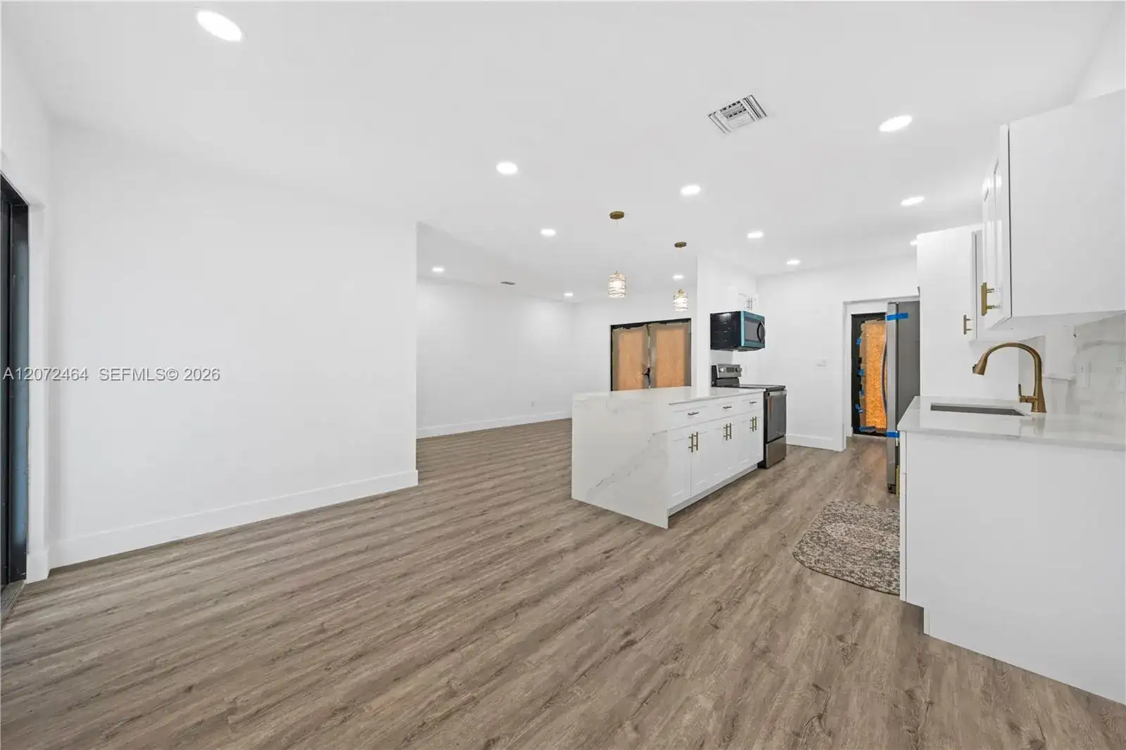 1014 W 66th St, Hialeah FL 33012 photo 3