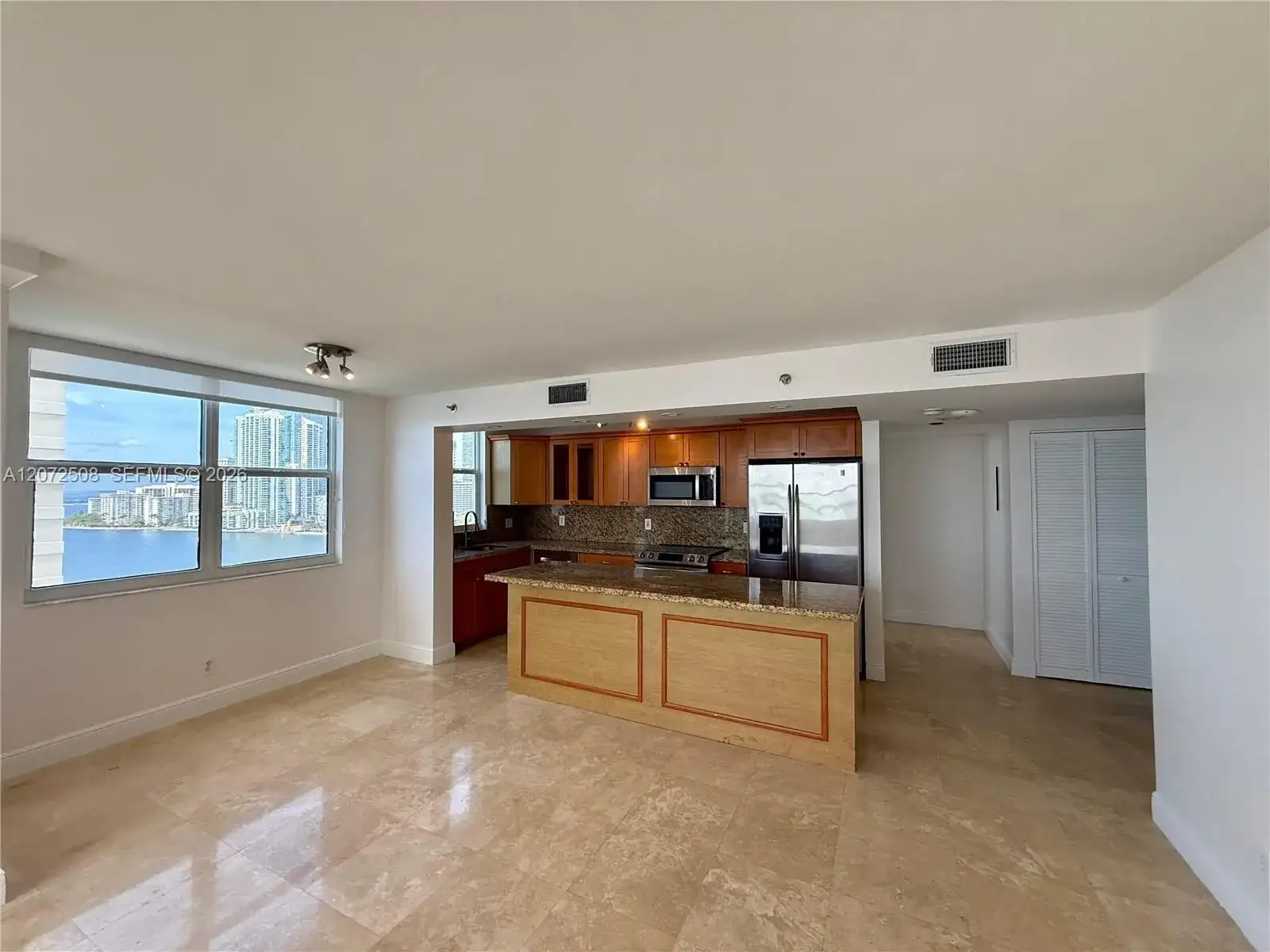 770 Claughton Island Dr # 2016, Miami FL 33131 photo 5