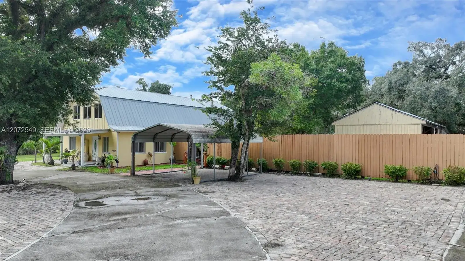 123 Riverbend Dr, La Belle FL 33935 photo 5