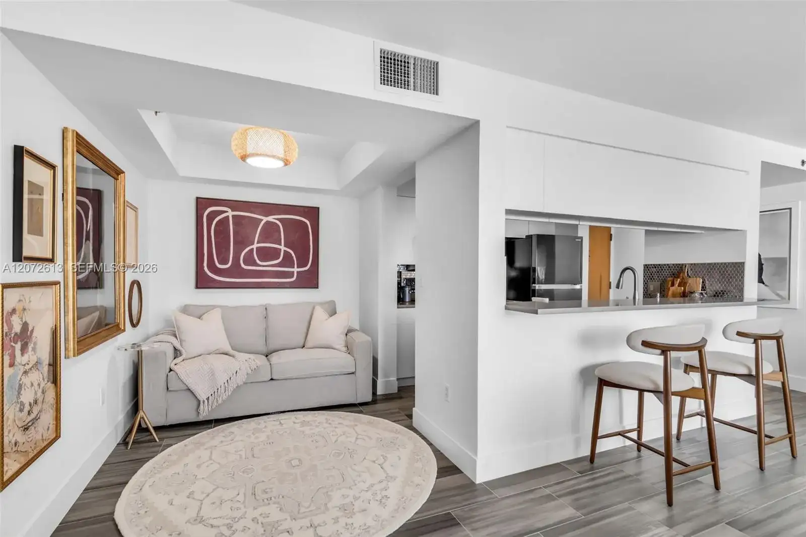 1200 Brickell Bay Dr # 2501, Miami FL 33131 photo 4