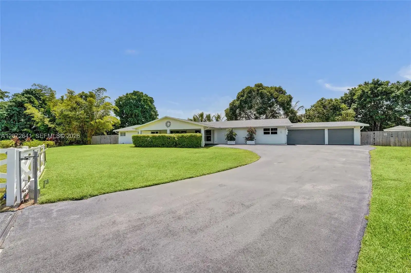 10880 SW 25th St, Davie FL 33324 photo 5