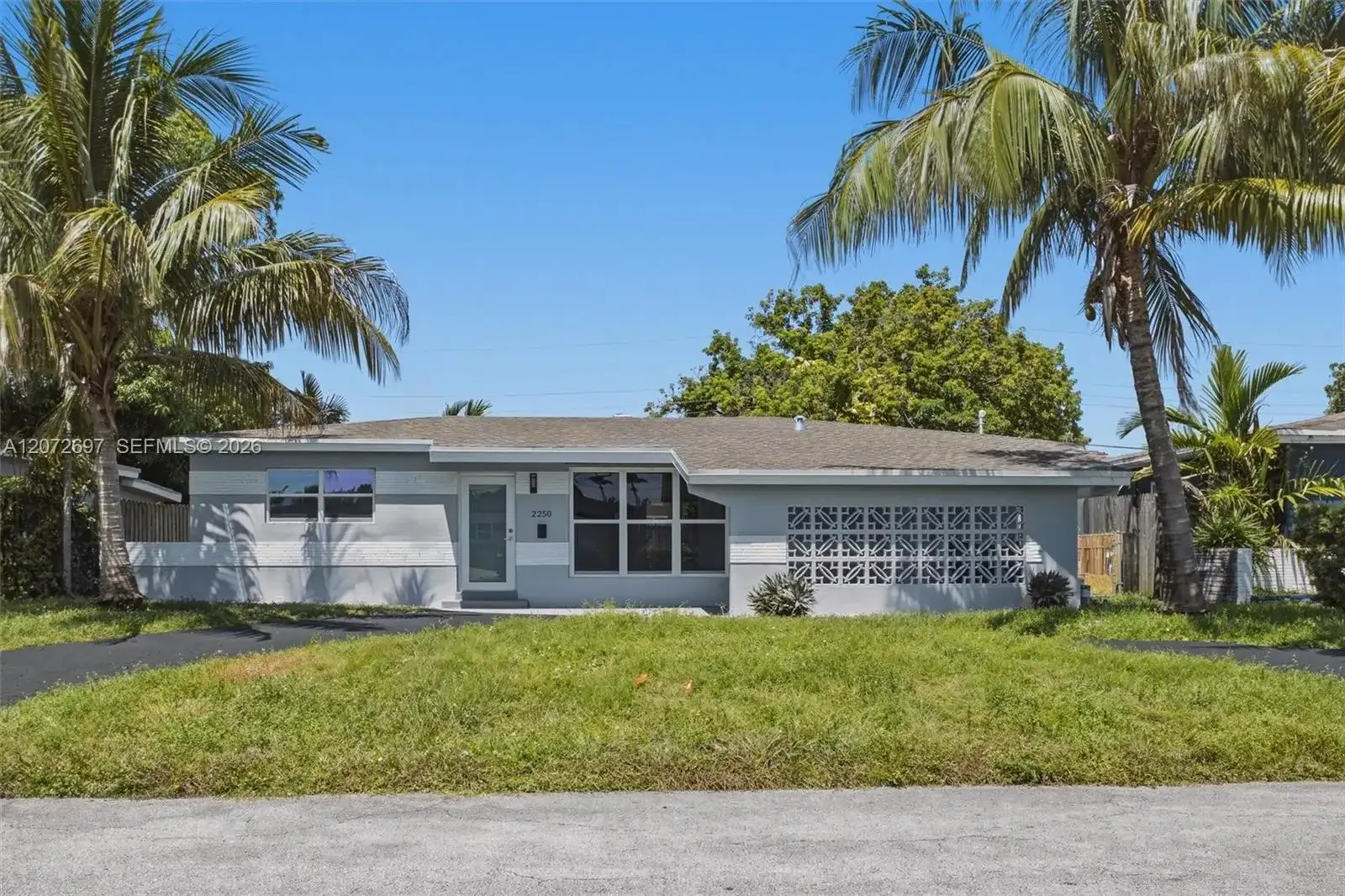 2250 Gulfstream Dr, Miramar FL 33023 photo 3