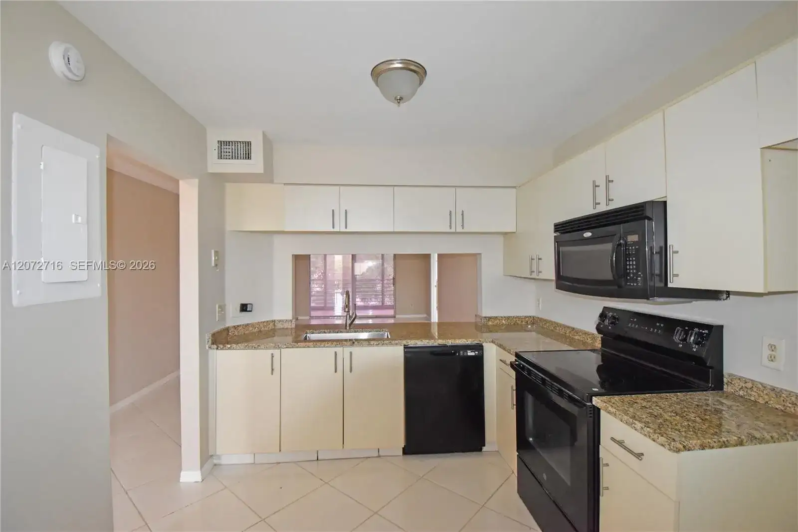 10414 NW 24th Pl # 405, Sunrise FL 33322 photo 2