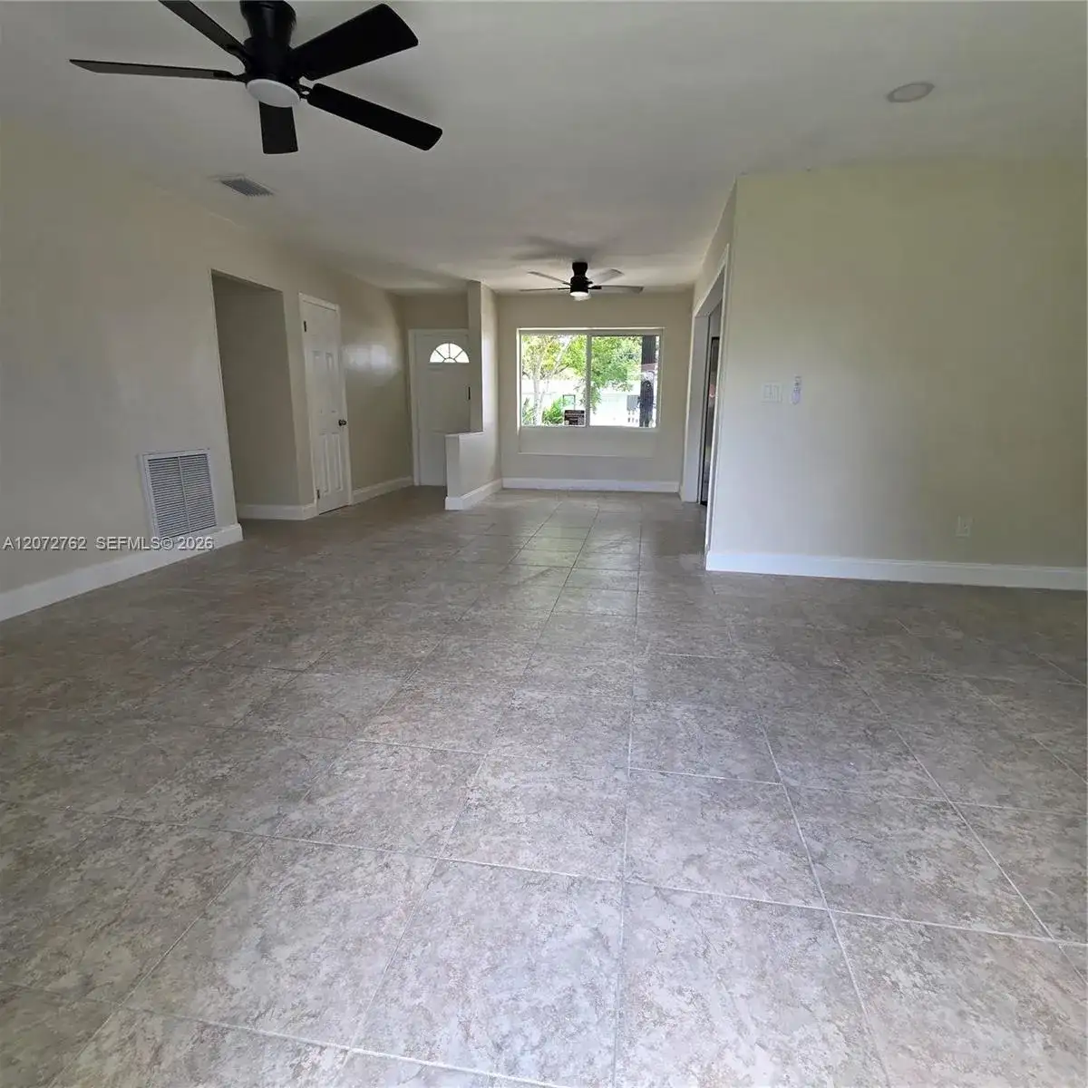 17301 NW 47th Ave, Miami Gardens FL 33055 photo 2