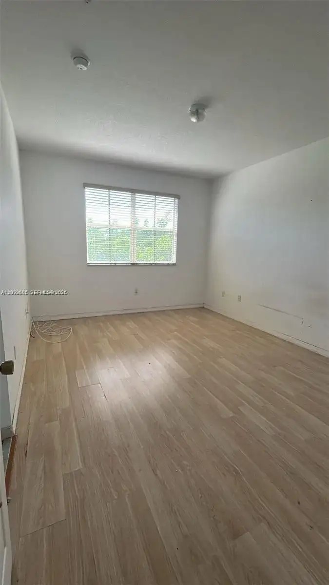 937 SW 143rd Ave # 1605, Pembroke Pines FL 33027 photo 4