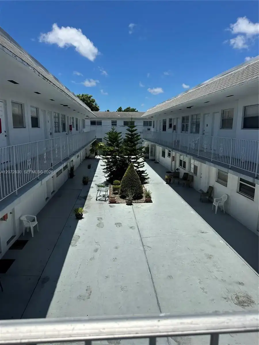 2826 Van Buren St # 18, Hollywood FL 33020 photo 5