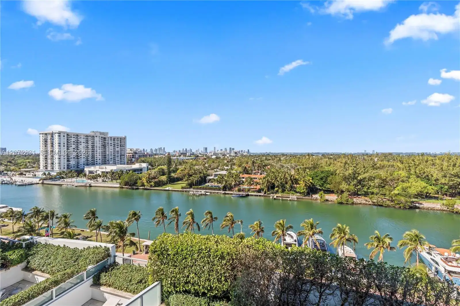 4401 Collins Ave # 915, Miami Beach FL 33140 photo 4