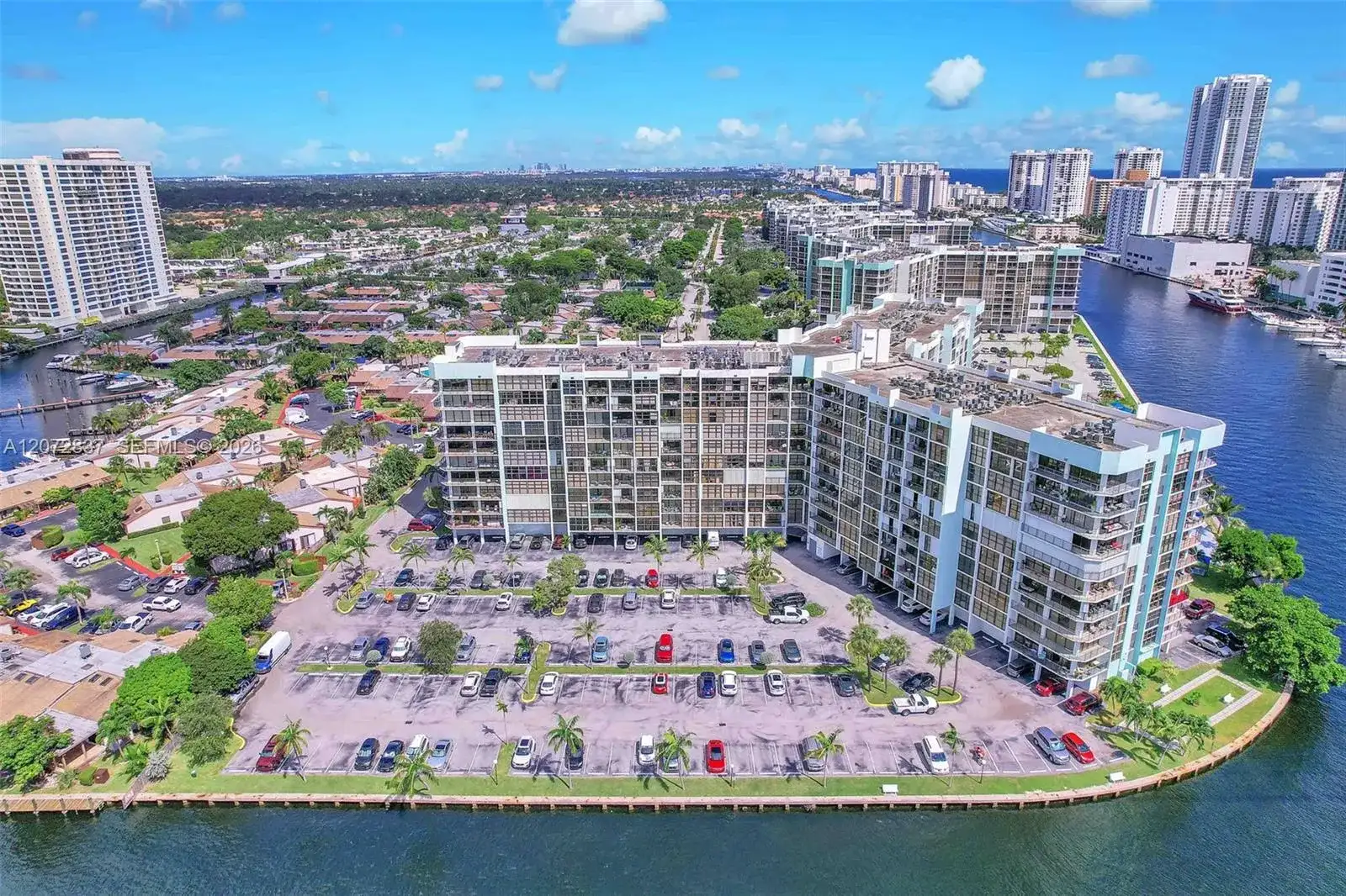 200 Leslie Dr # 818, Hallandale Beach FL 33009 photo 2