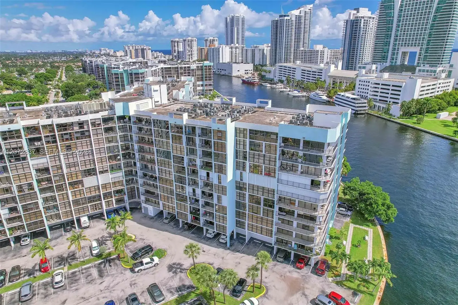 200 Leslie Dr # 818, Hallandale Beach FL 33009 photo 4