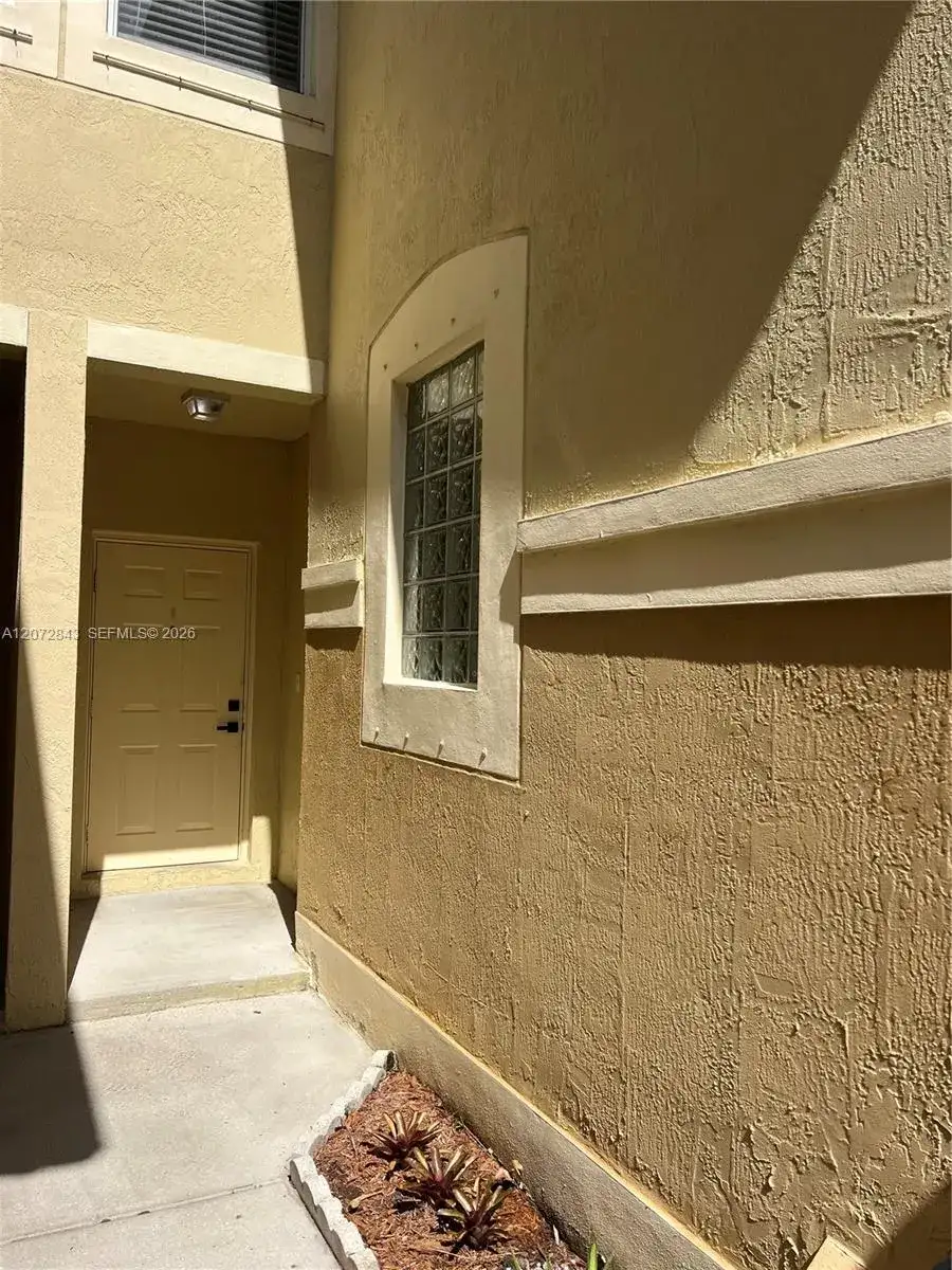 2445 Pasadena Way, Weston FL 33327 photo 2