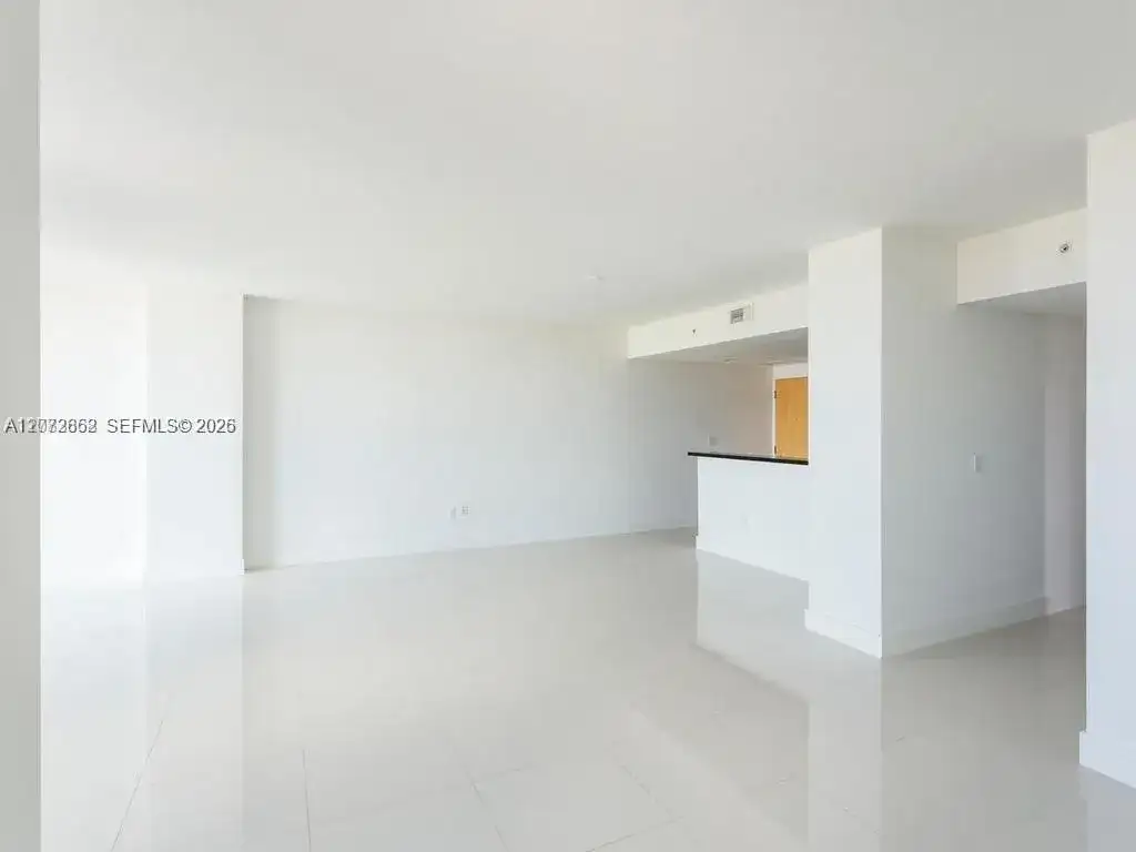 244 Biscayne Blvd # 1202, Miami FL 33132 photo 3