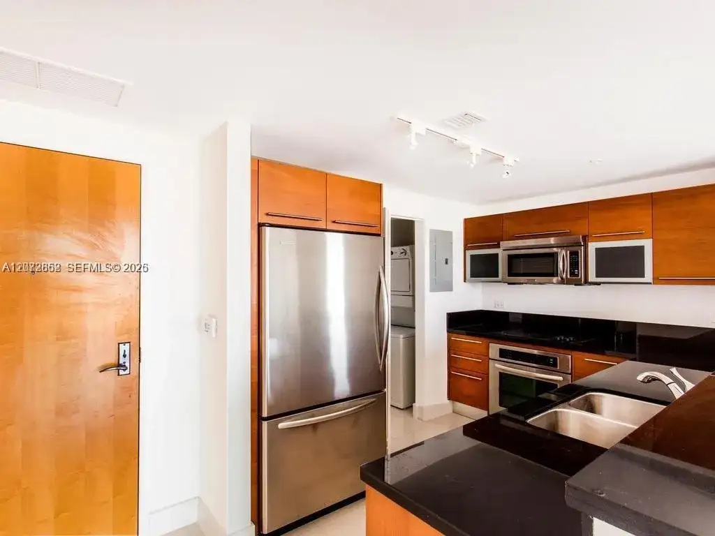 244 Biscayne Blvd # 1202, Miami FL 33132 photo 5