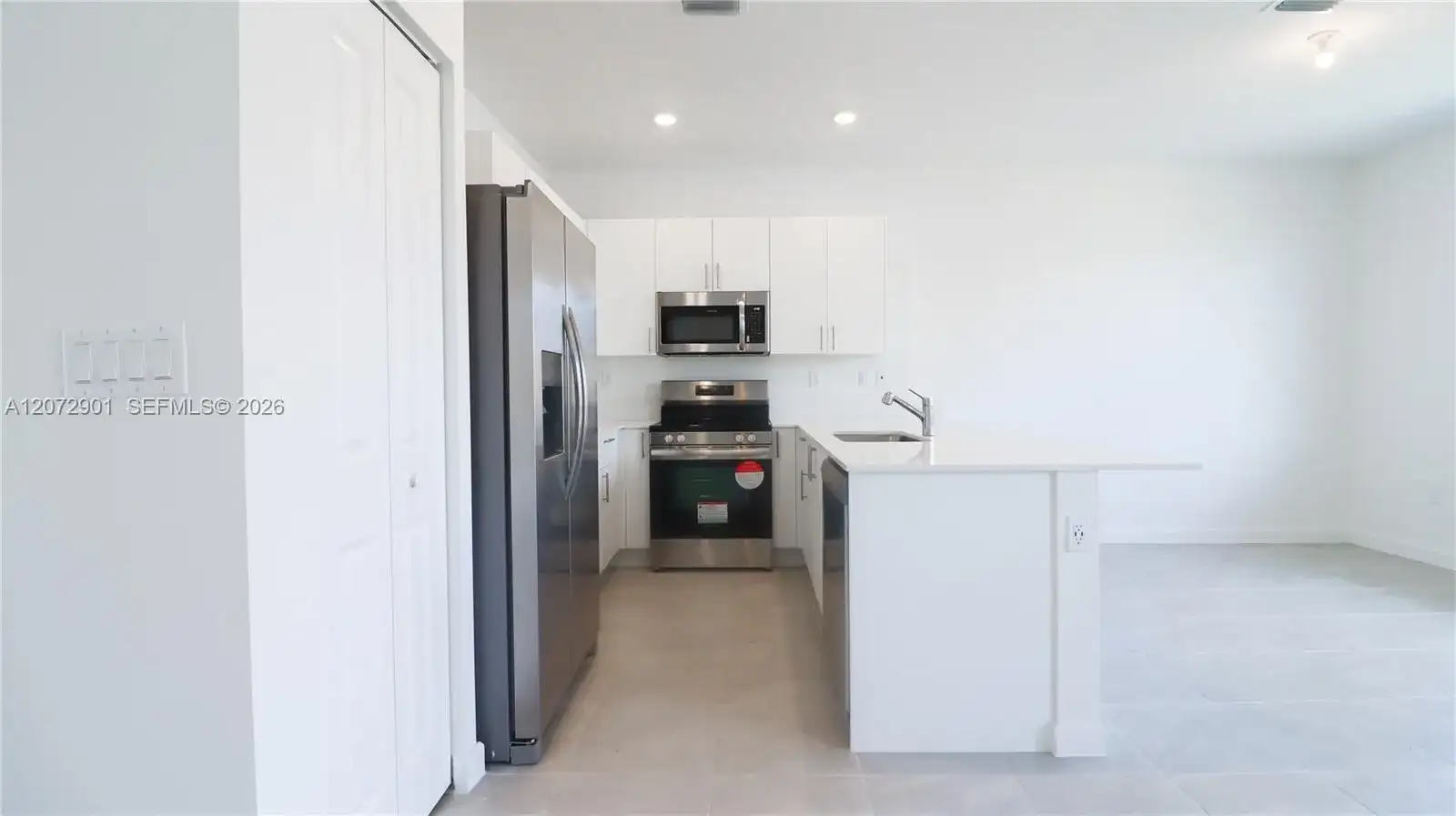 1475 SE 7th Ter, Homestead FL 33034 photo 4