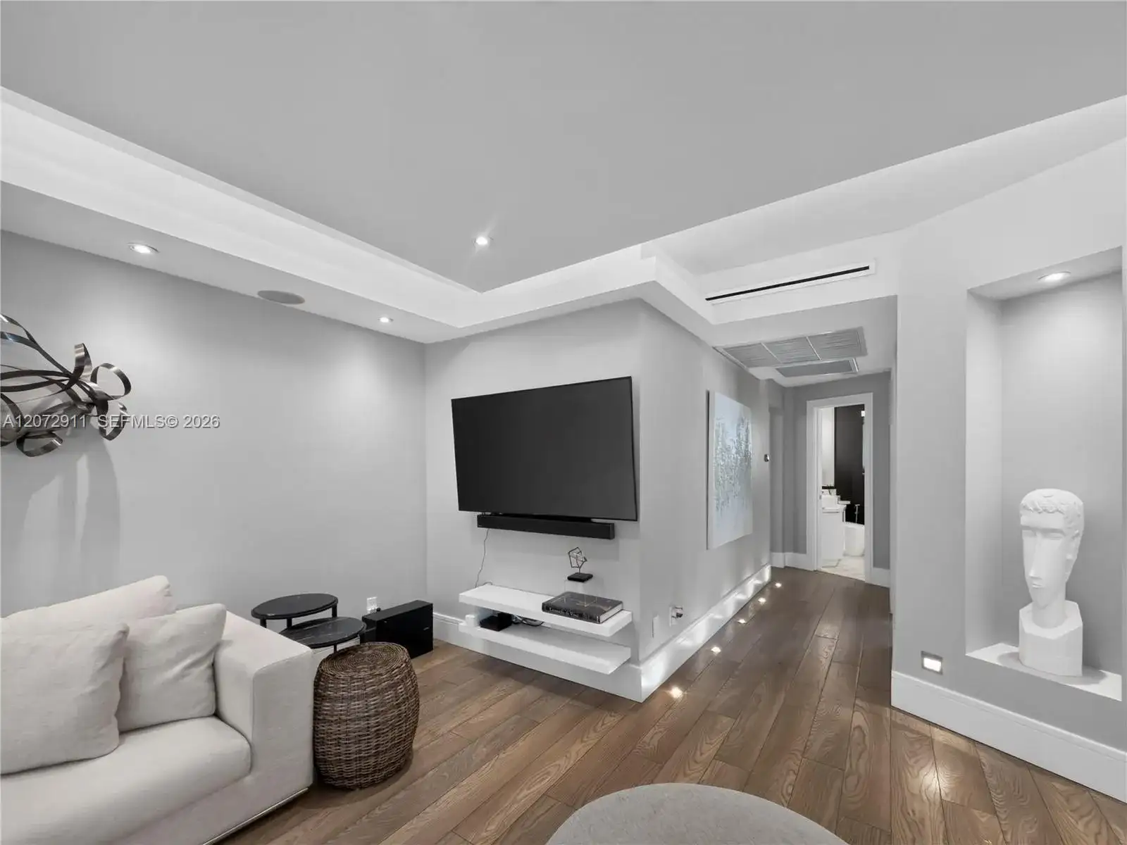 10190 Collins Ave # 204, Bal Harbour FL 33154 photo 4