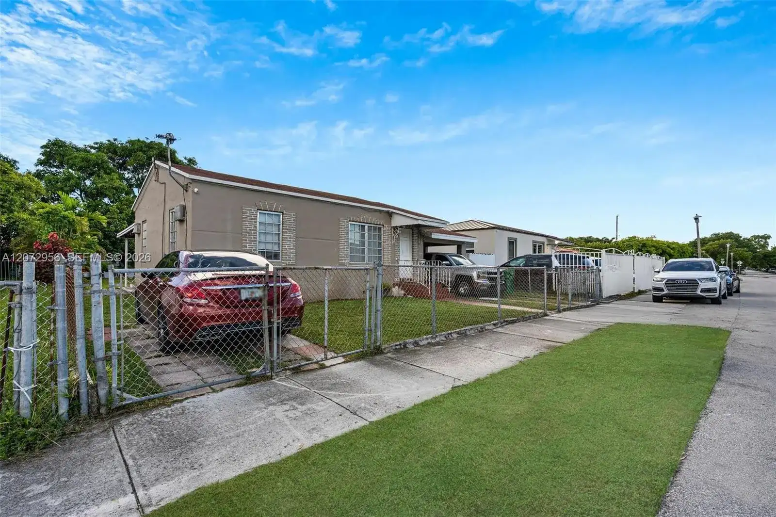 2364 SW 14th St, Miami FL 33145 photo 3