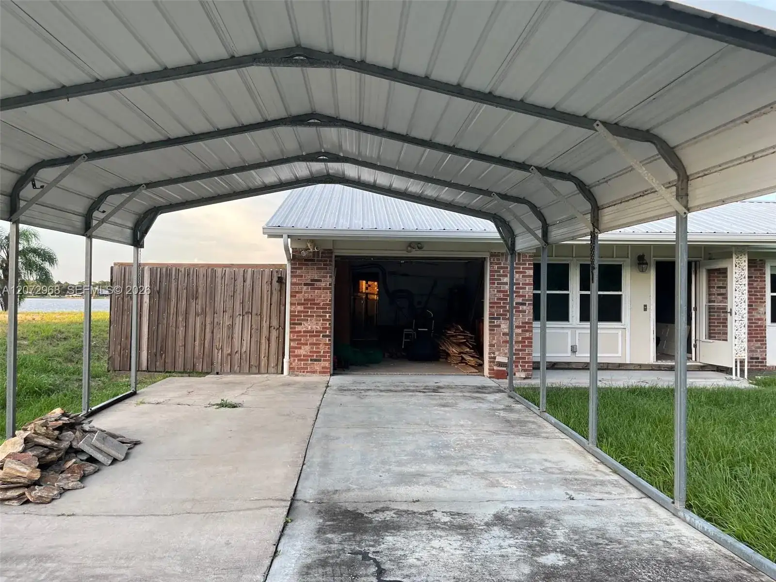 1052 Lake Carrie Dr, Lake Placid FL 33852 photo 3