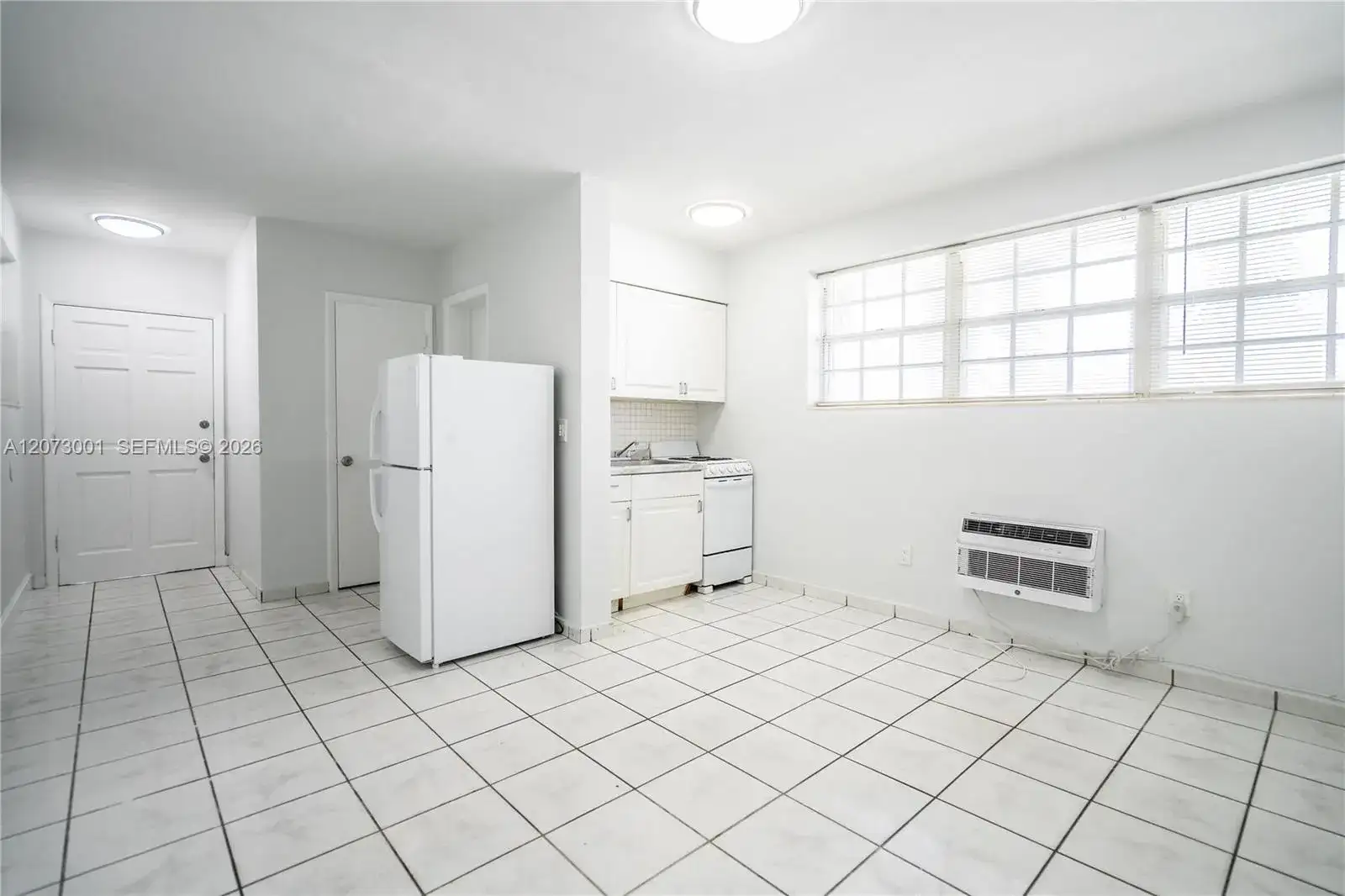 1940 Bay Dr # 6, Miami Beach FL 33141 photo 3