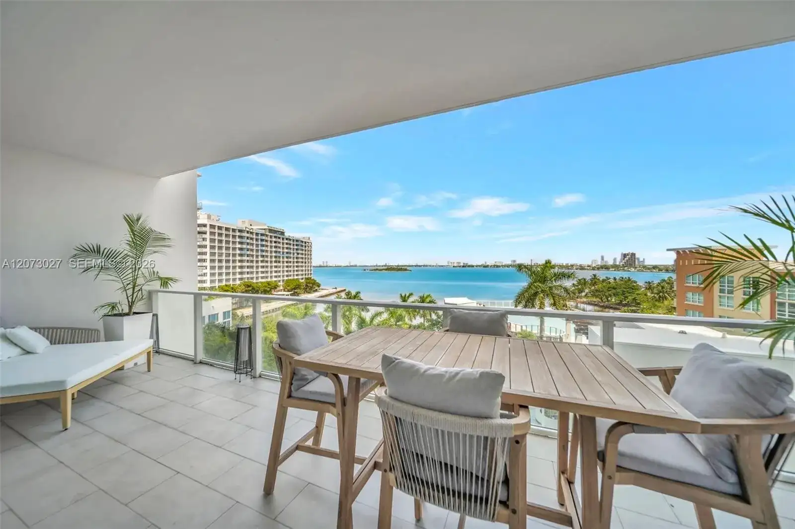2020 N Bayshore Dr # 708, Miami FL 33137 photo 2