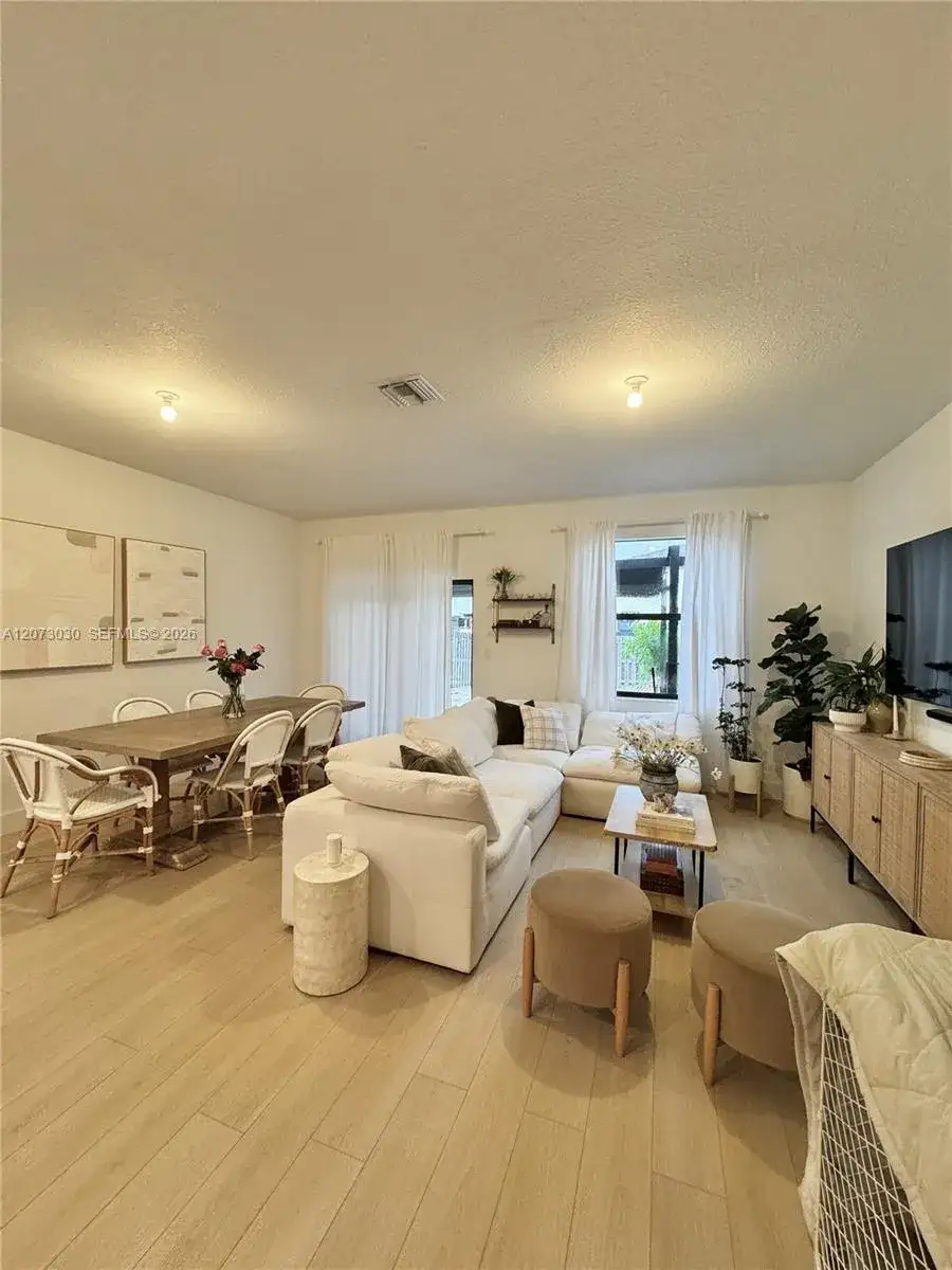 24896 SW 107th Ave, Homestead FL 33032 photo 5