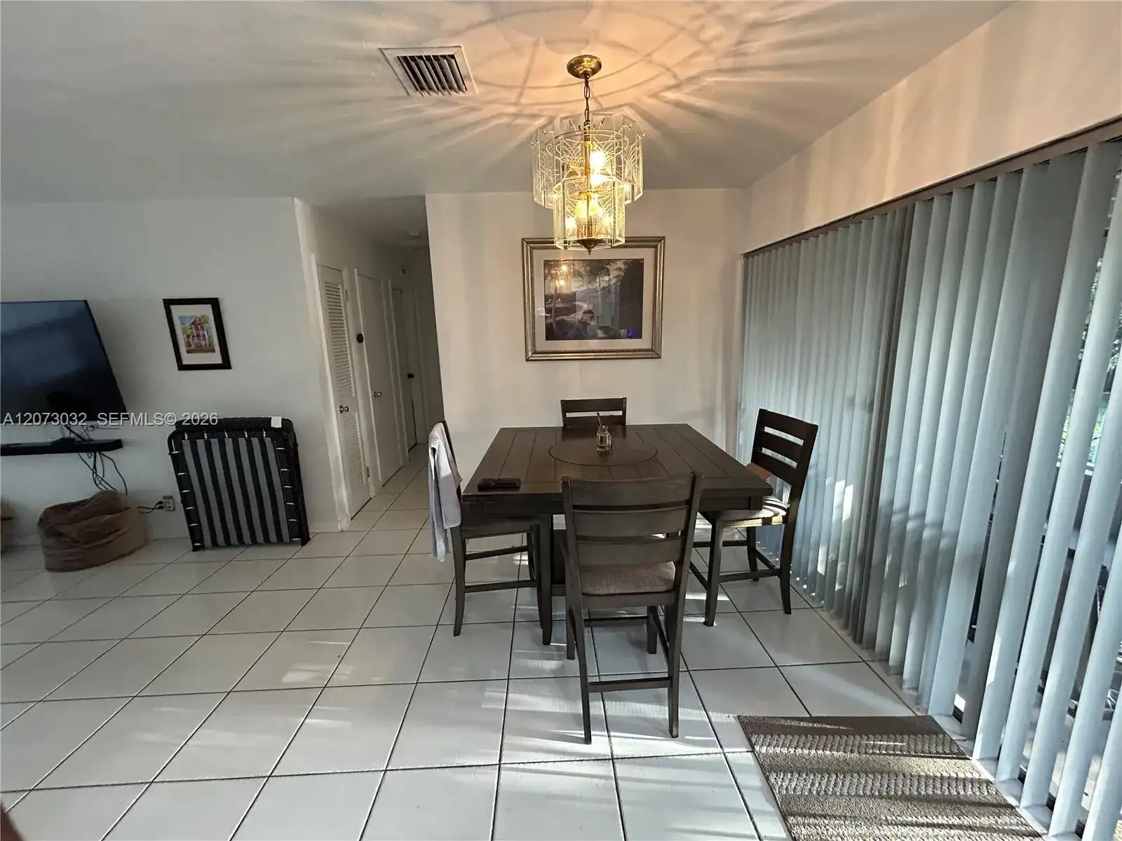 571 SW 29th Ter, Fort Lauderdale FL 33312 photo 4