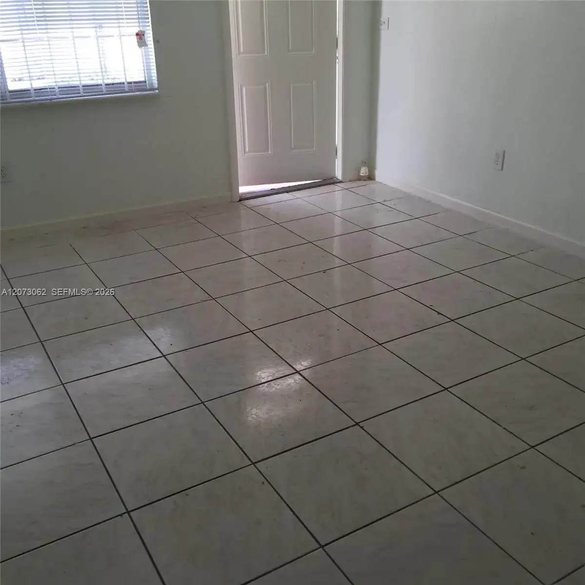 1000 NW 39th St, Miami FL 33127 photo 3
