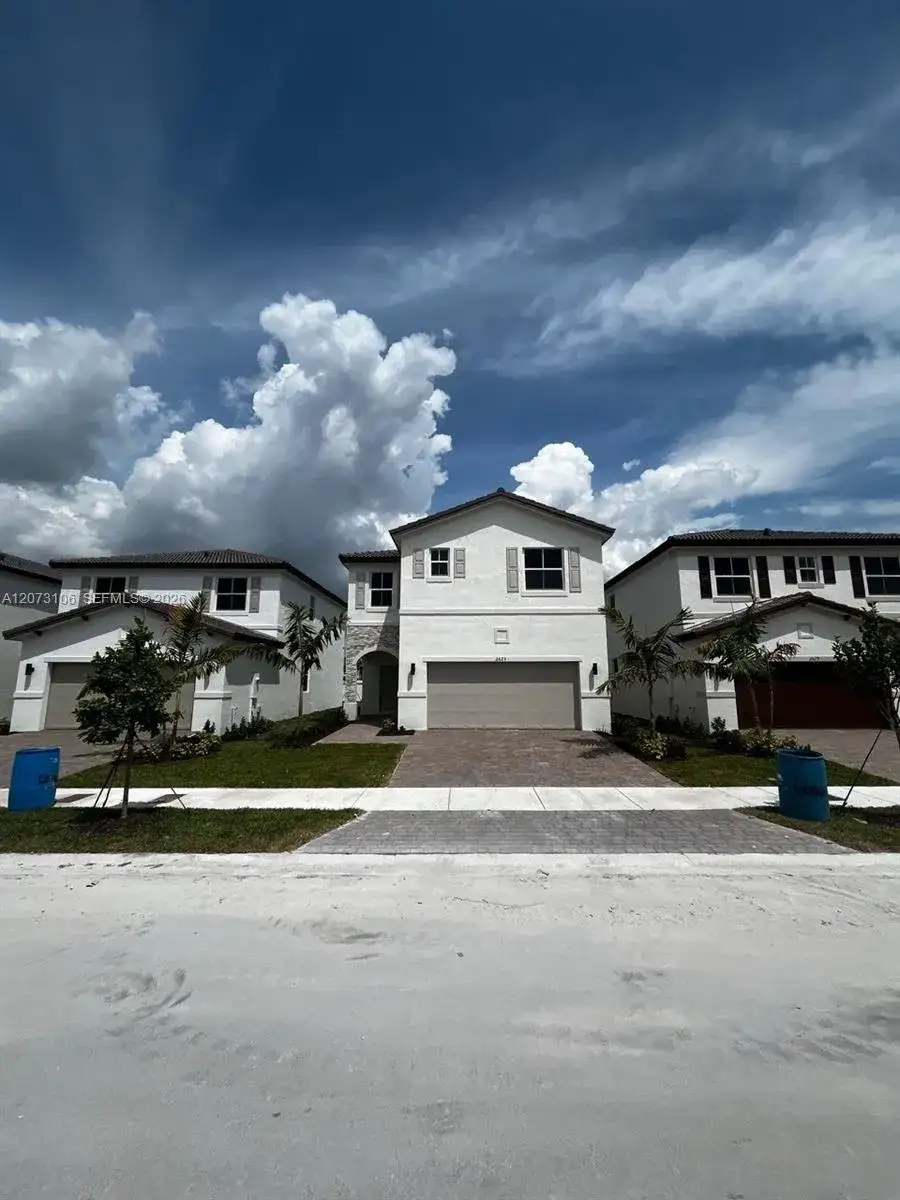 2625 SE 24th Ct, Homestead FL 33035 photo 2