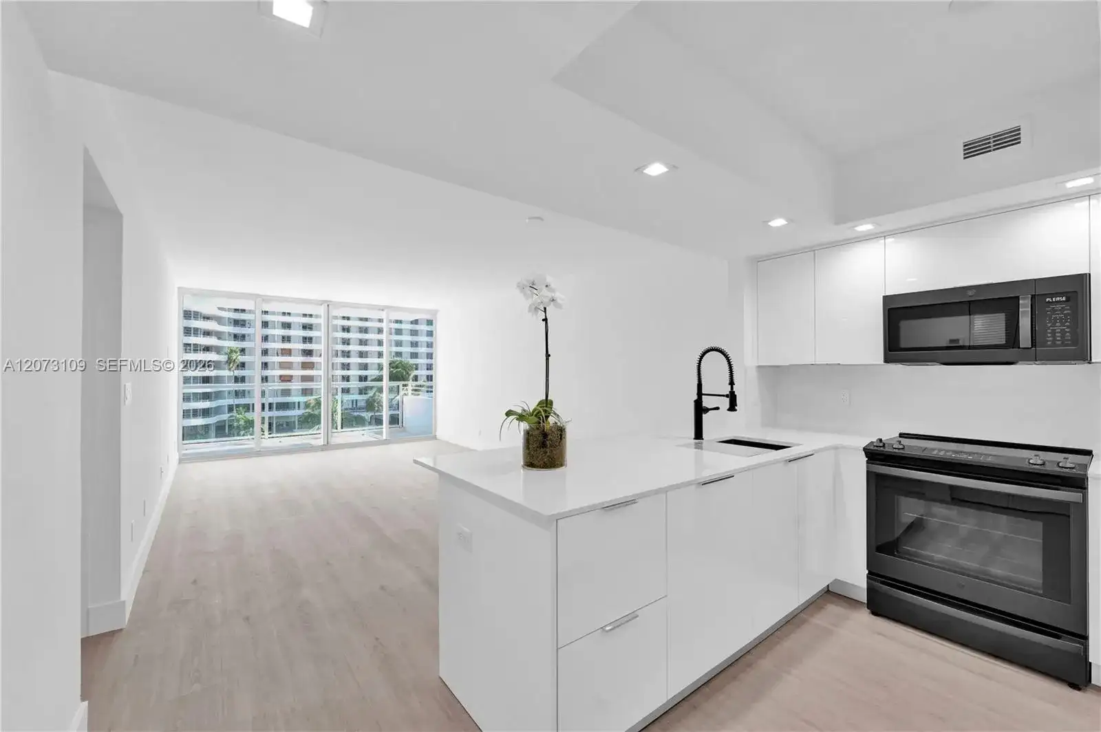 5600 Collins Ave # 6A, Miami Beach FL 33140 photo 5