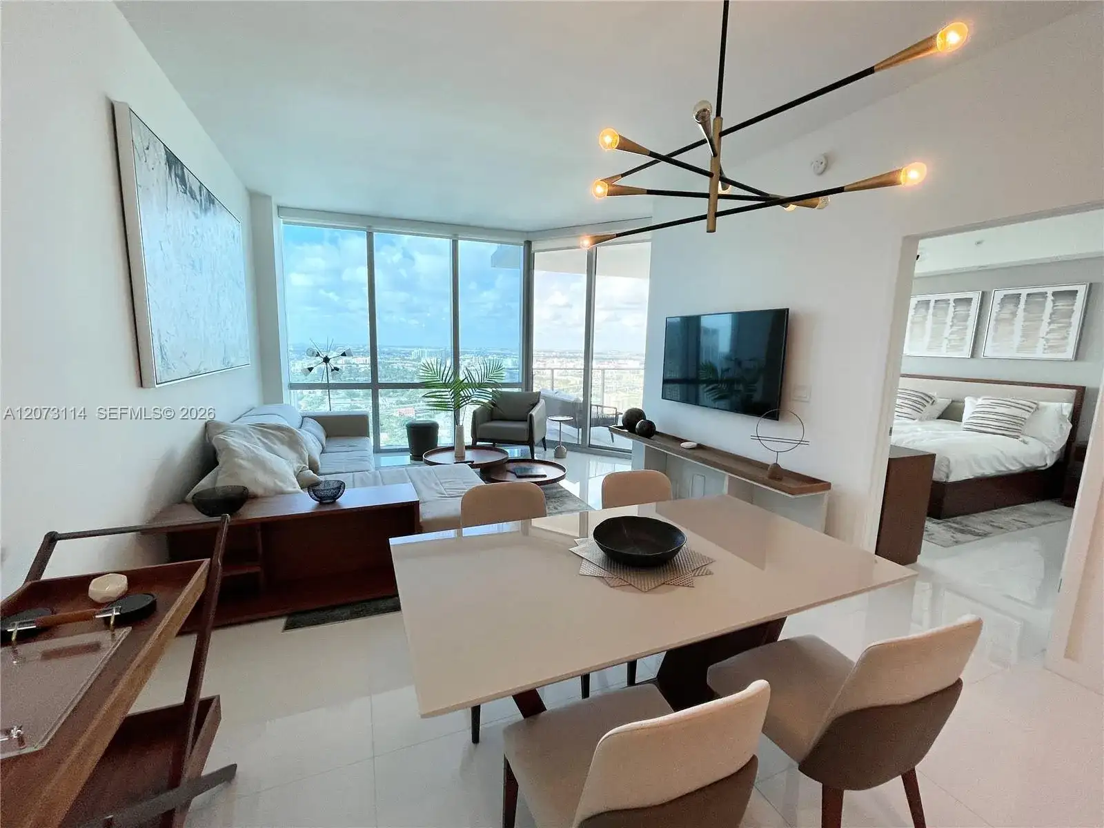 851 NE 1st Ave # 3606, Miami FL 33132 photo 2