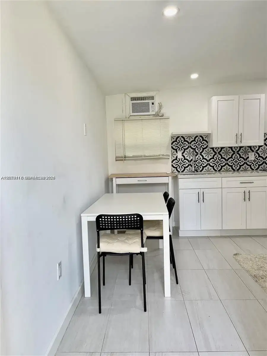 2310 N 57th Way # 3, Hollywood FL 33021 photo 3