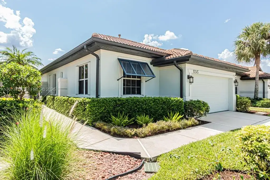 10545 Avila Cir, Fort Myers FL 33913 photo 2