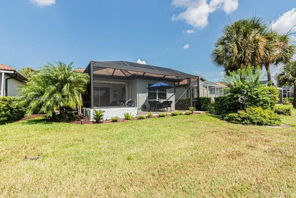 10545 Avila Cir, Fort Myers FL 33913 photo 4