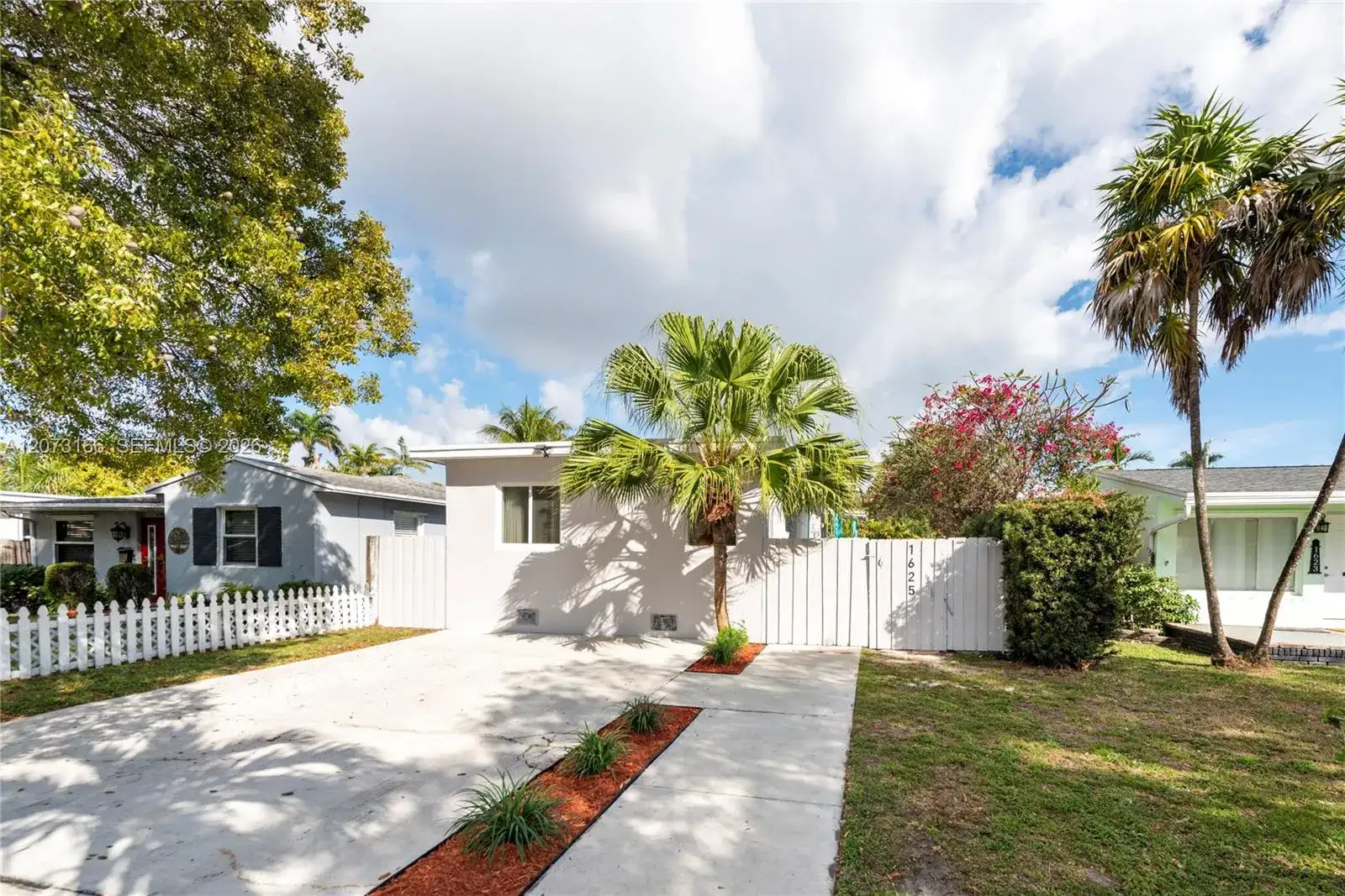 1625 Fletcher St # 1, Hollywood FL 33020 photo 2