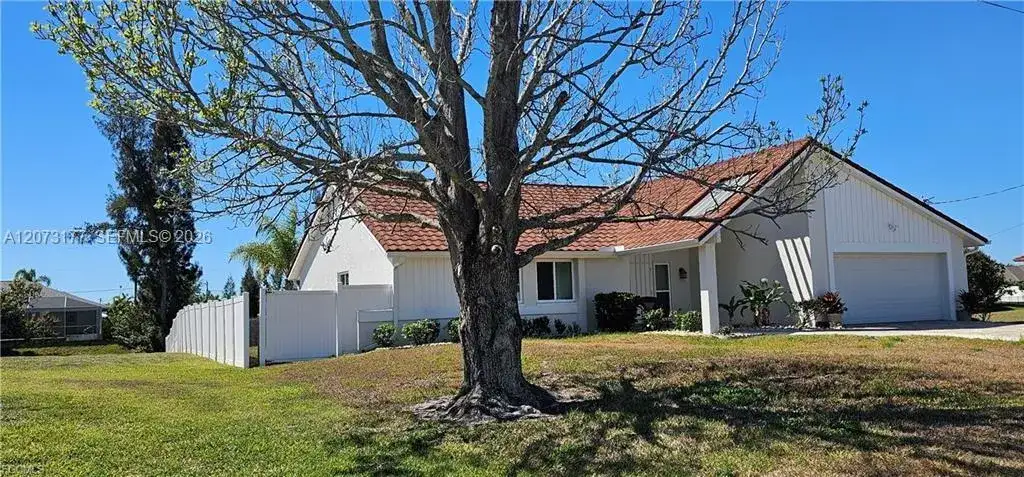 420 SE 15TH TER, Cape Coral FL 33990 photo 5