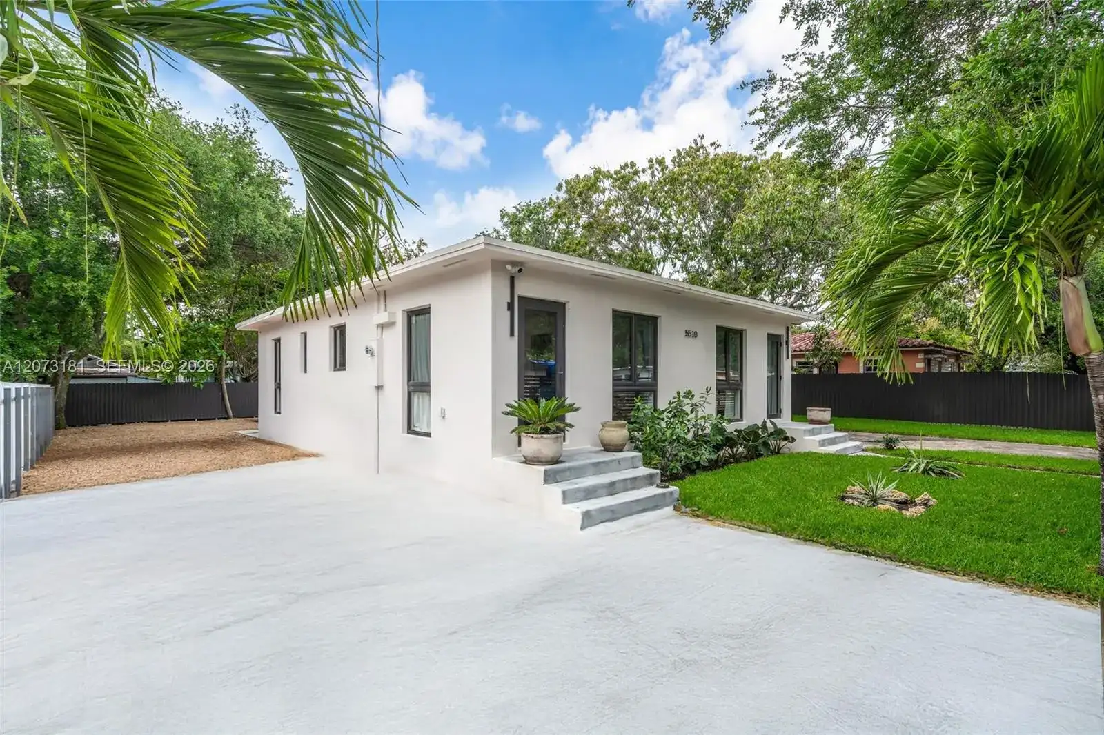 5510 NW 1st Ave, Miami FL 33127 photo 2