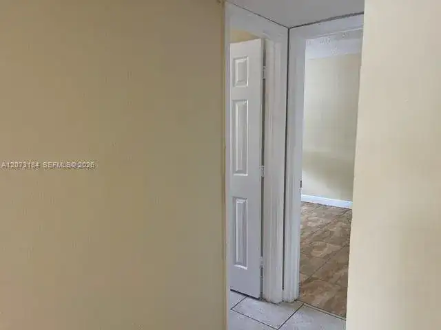 4251 NW 5th St # 112, Plantation FL 33317 photo 3