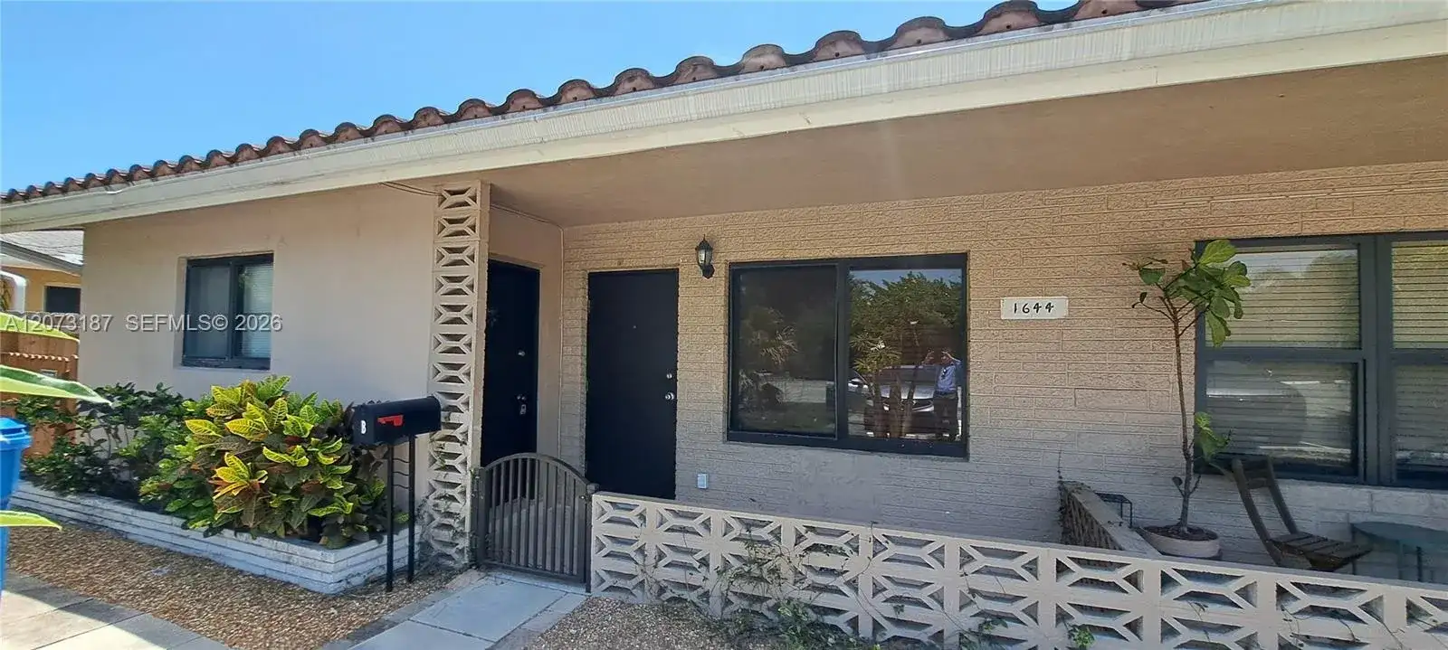 1644 NE 33rd St # B, Oakland Park FL 33334 photo 2