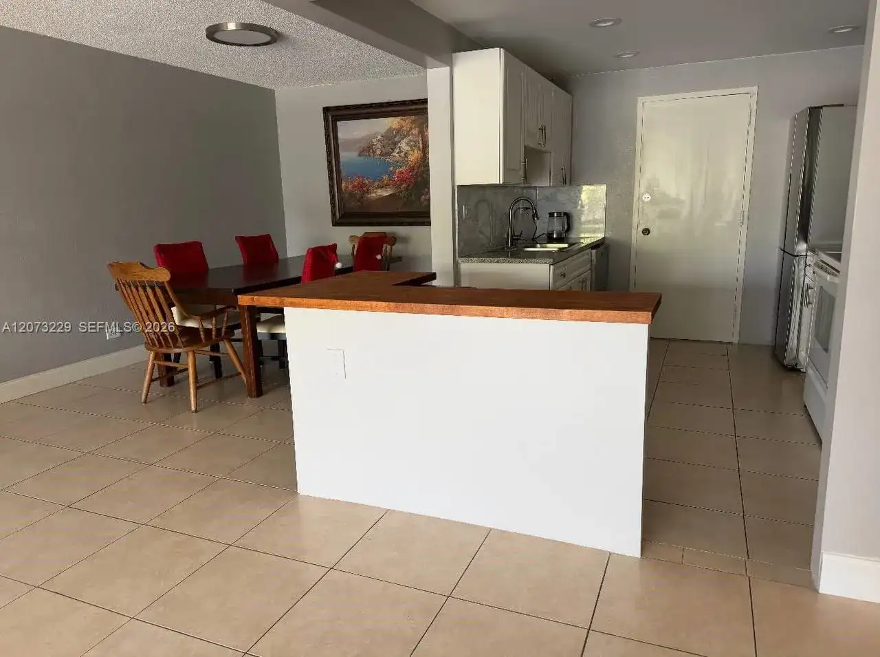 800 NE 195th St # 211, Miami FL 33179 photo 2