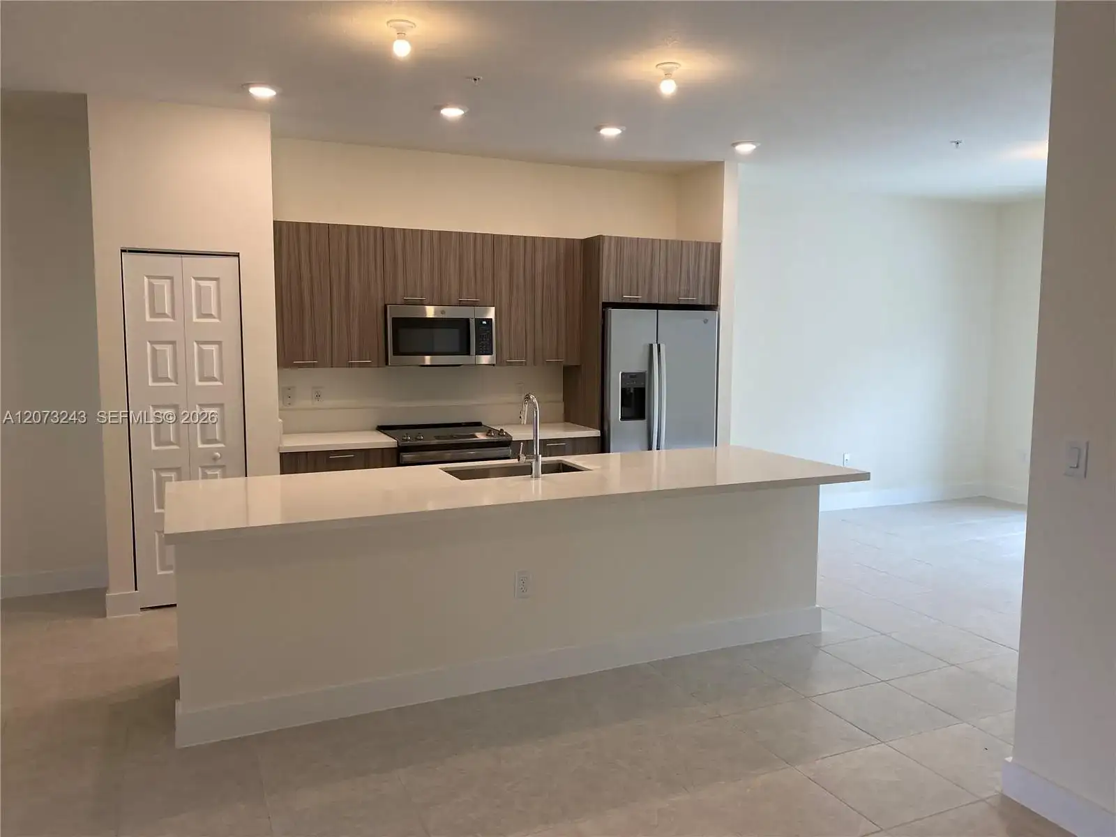 7915 NW 104th Ave # 4, Doral FL 33178 photo 3