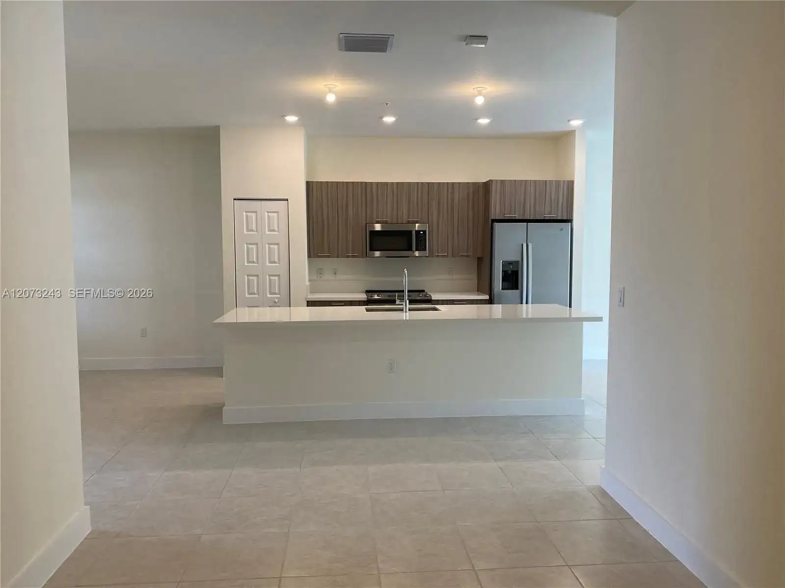 7915 NW 104th Ave # 4, Doral FL 33178 photo 4