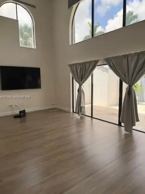 10225 SW 89th St, Miami FL 33176 photo 4