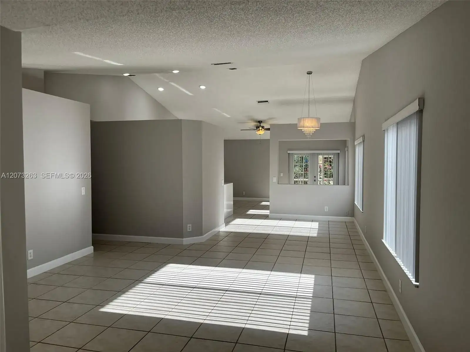 1542 Presidio Dr # 1542, Weston FL 33327 photo 3