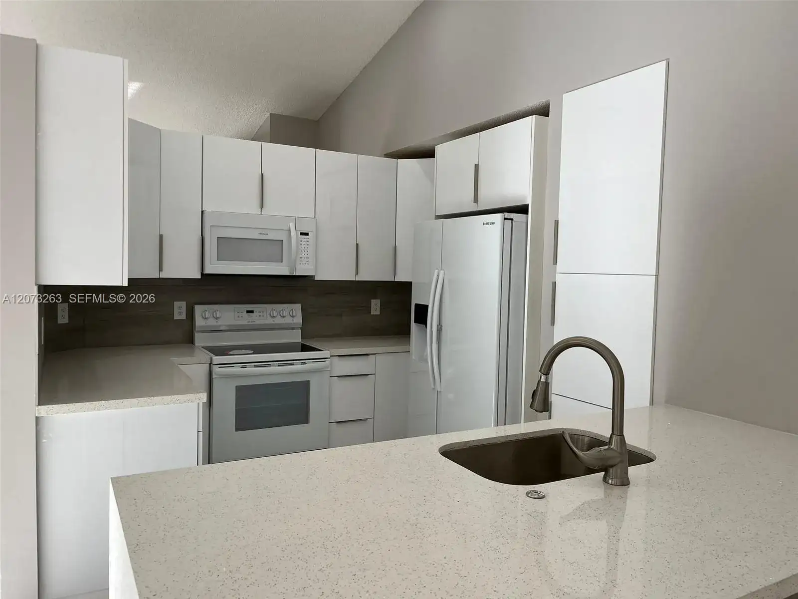 1542 Presidio Dr # 1542, Weston FL 33327 photo 5