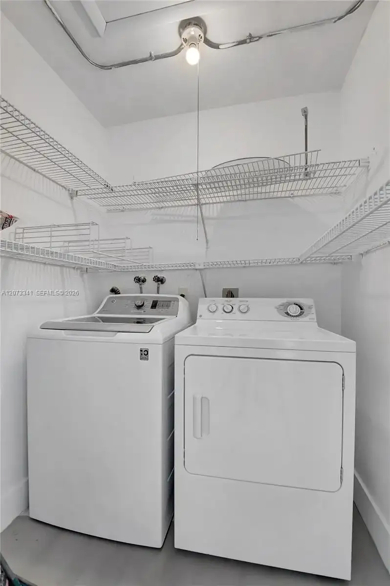708 Normandy O # 708, Delray Beach FL 33484 photo 4