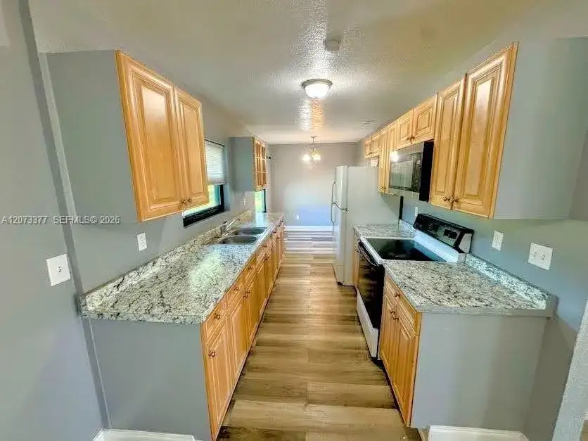 2026 Schooner Dr. # 0, La Belle FL 33935 photo 3