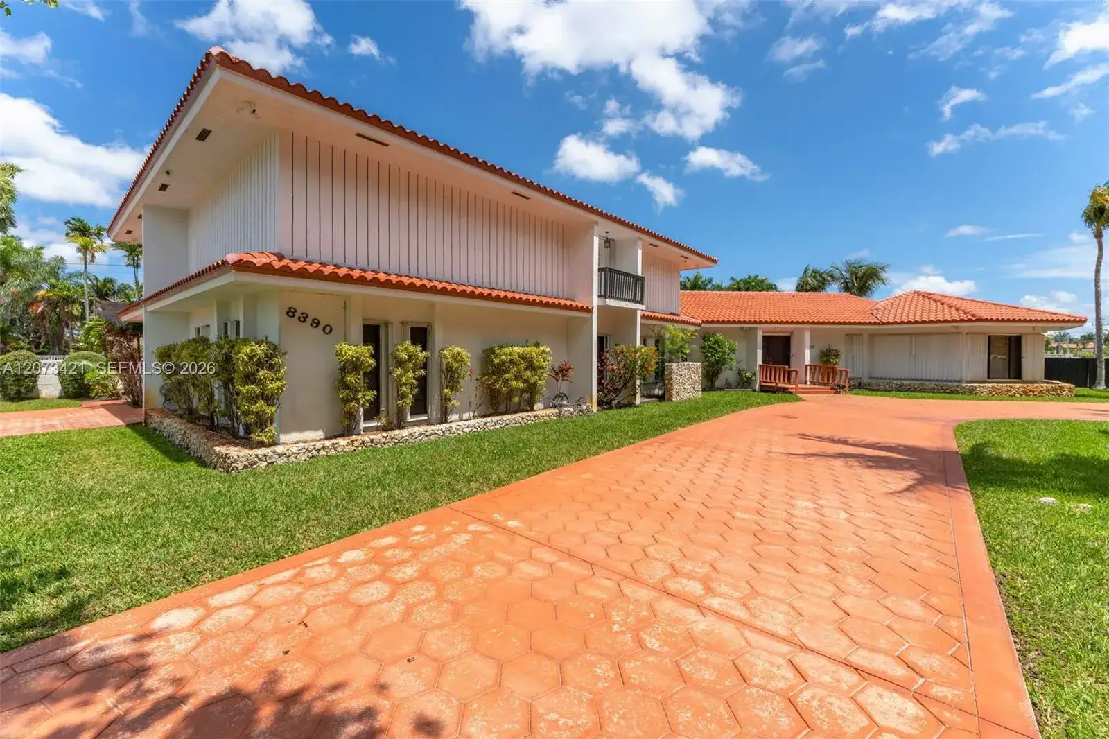 8390 SW 2nd St, Miami FL 33144 photo 3