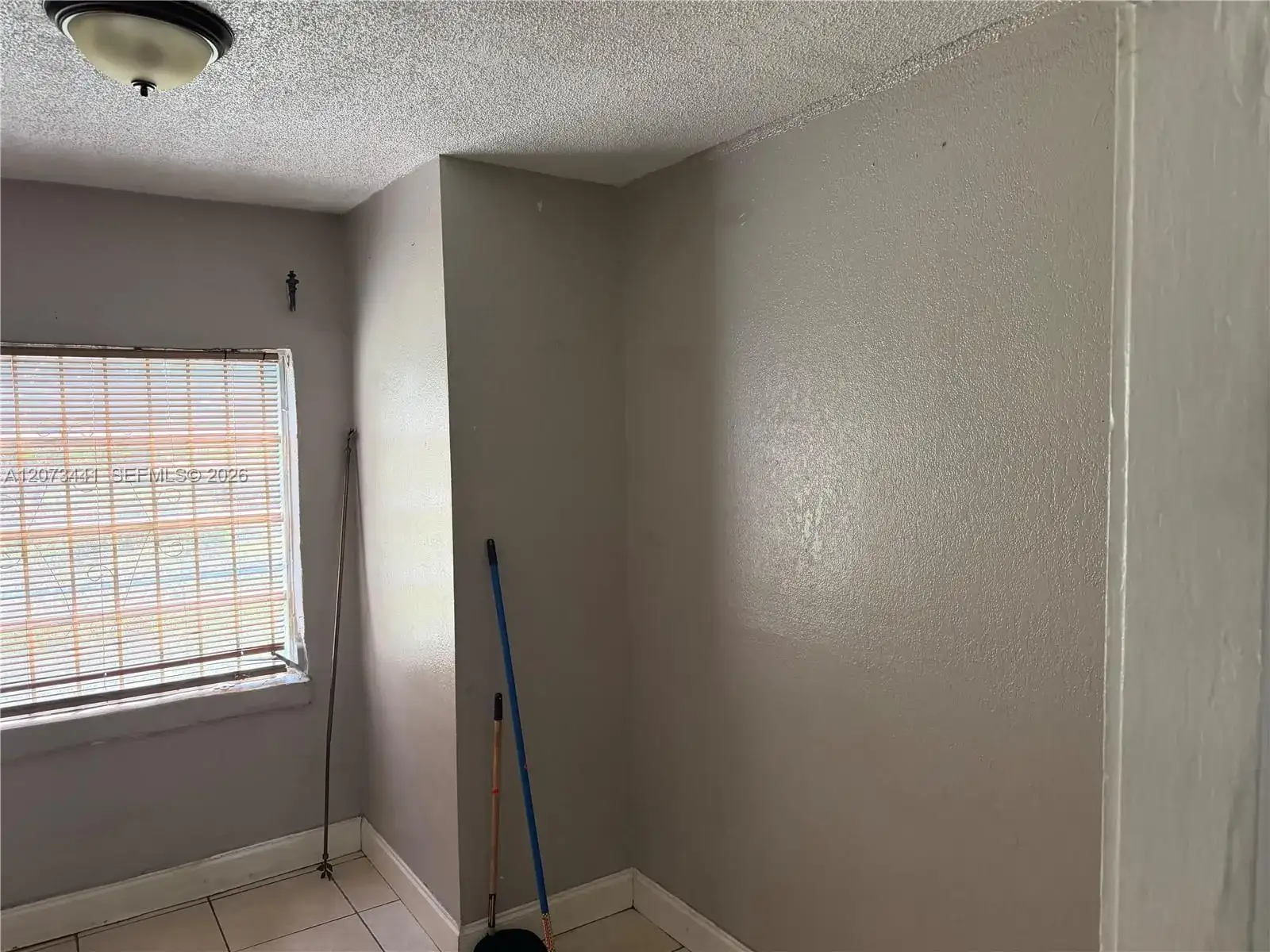 3035 NW 55th St, Miami FL 33142 photo 3