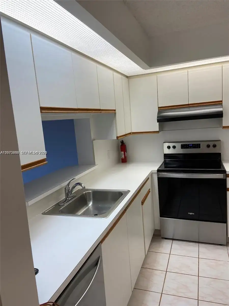 12601 SW 13th St # 303G, Pembroke Pines FL 33027 photo 4