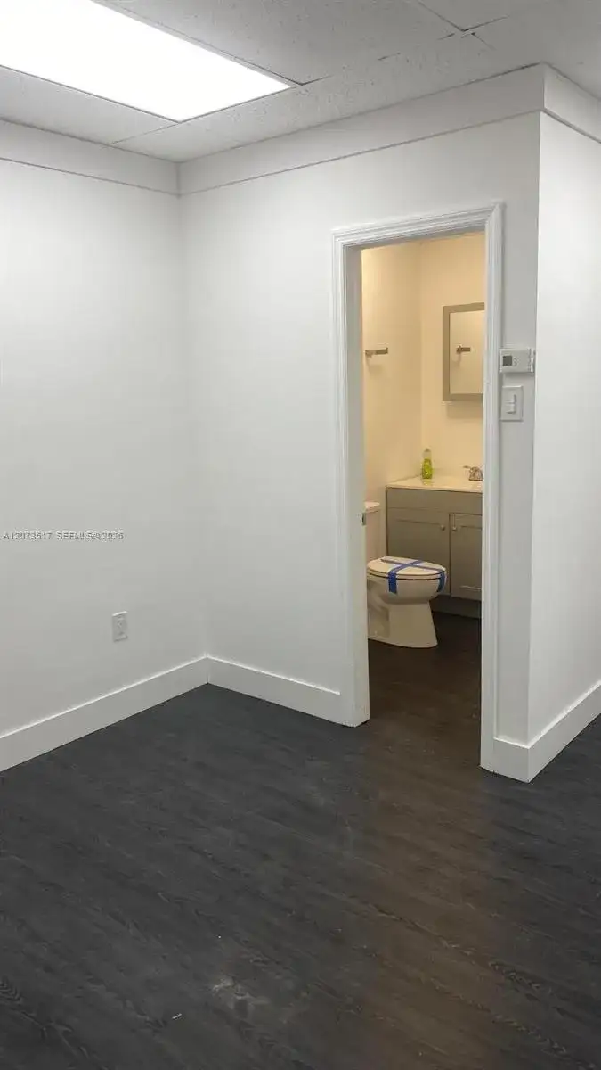 1710 NW 7th St # 5, Miami FL 33125 photo 5