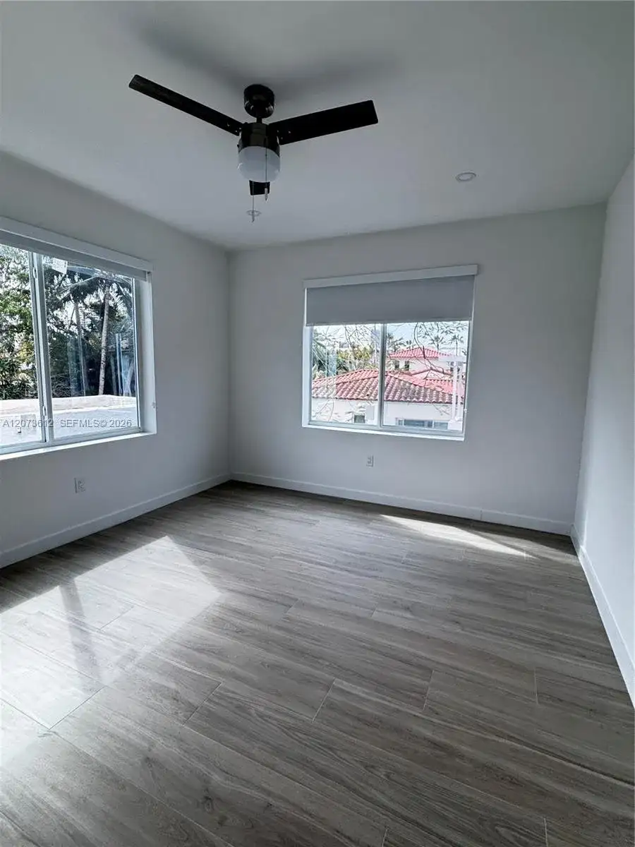 2855 Royal Palm Ave # 4, Miami Beach FL 33140 photo 4