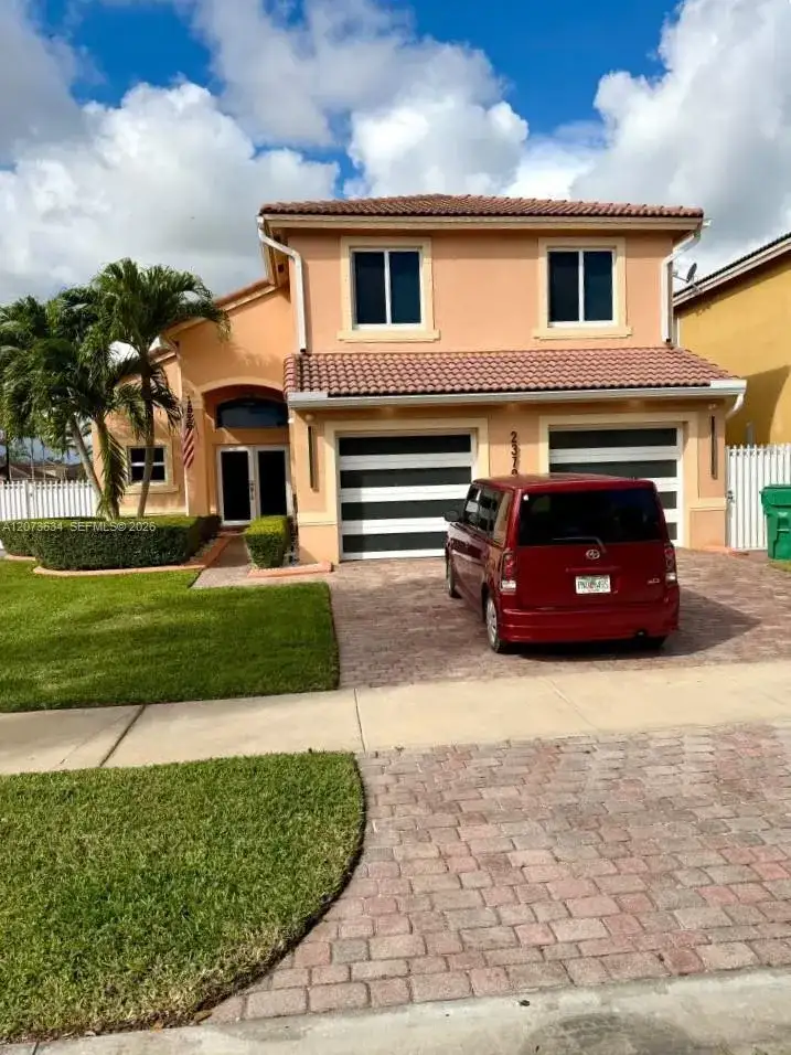 23706 SW 108th Pl, Homestead FL 33032 photo 2